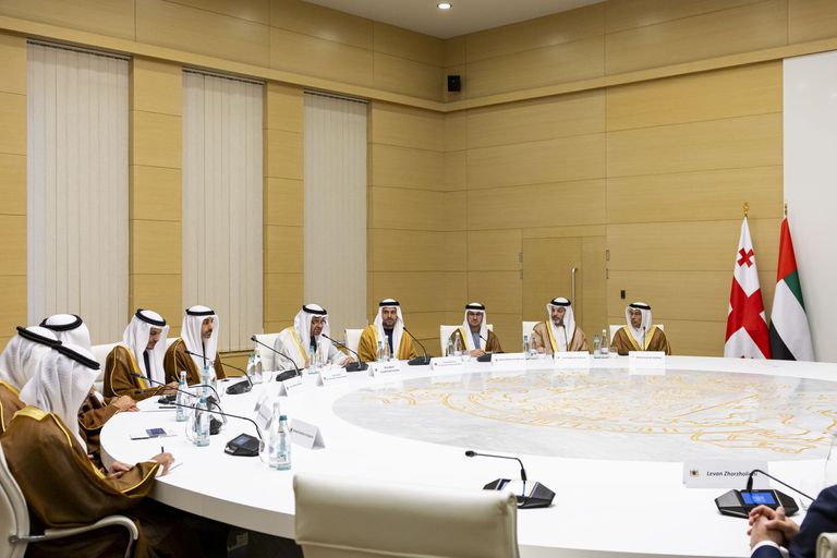 جانب من المباحثات