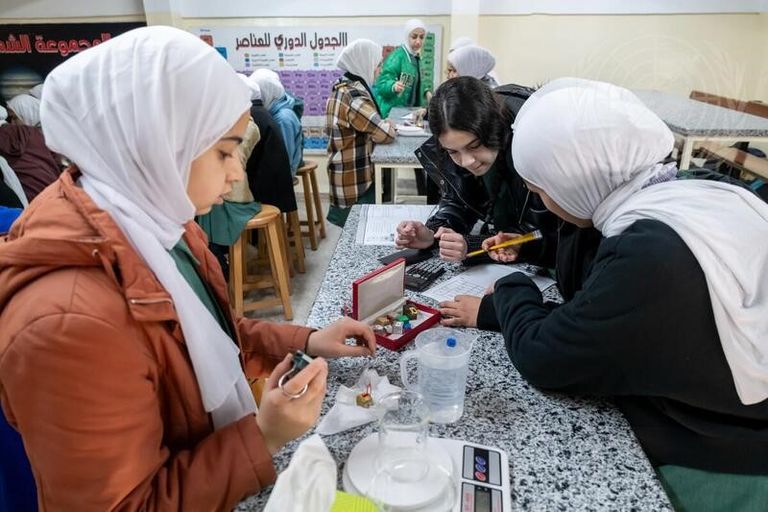 مؤتمر سان فرانسيسكو حيث اجتمعت ممثلو 50 دولة لوضع ميثاق الأمم المتحدة.