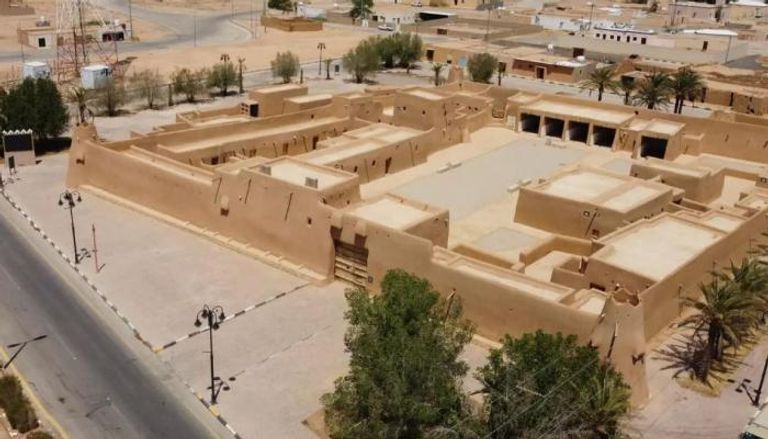 قصر الملك عبدالعزيز في لينة
