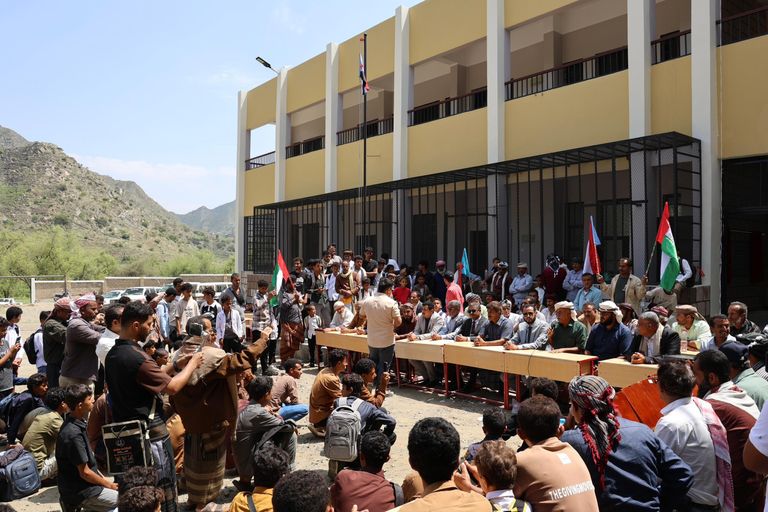 الدعم الإماراتي للتعليم في اليمن