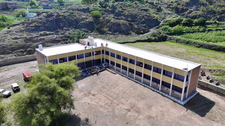 الدعم الإماراتي للتعليم في اليمن