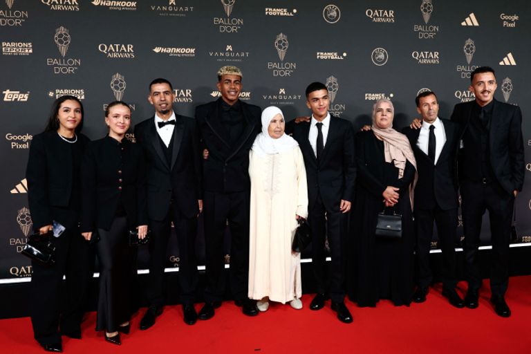 نجوم حفل الكرة الذهبية 2025