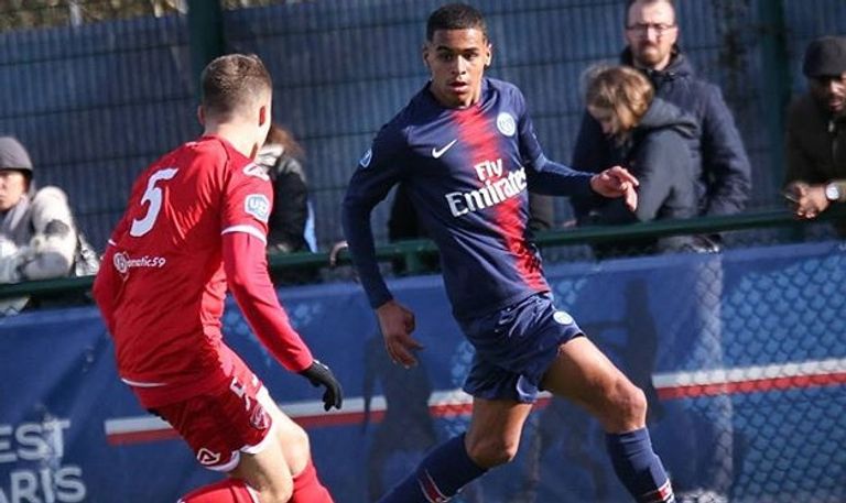 آدم العياري