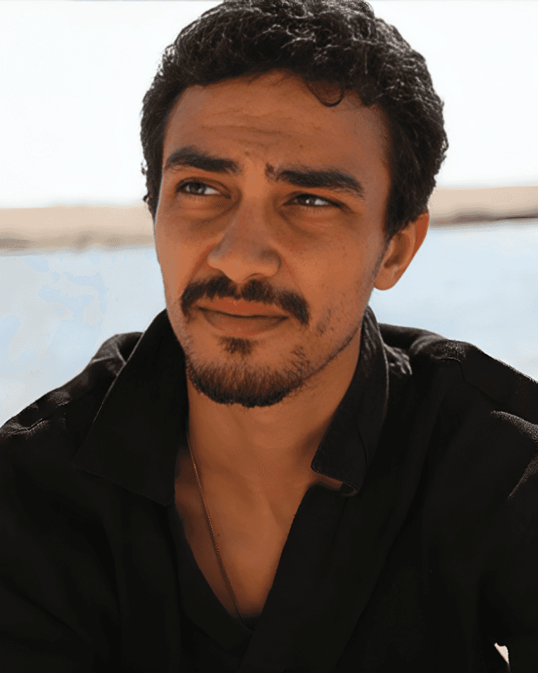 الفنان أحمد غزي الفنان أحمد غزي