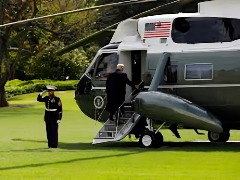 مروحية ترامب مروحية ترامب