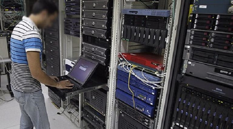 عقوبات تستهدف قطاع الاتصالات في العراق