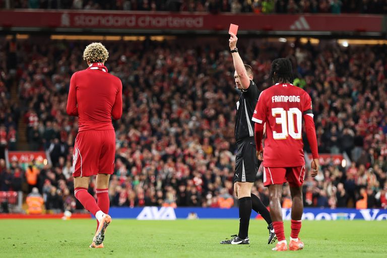 طرد هوغو إيكتيكي