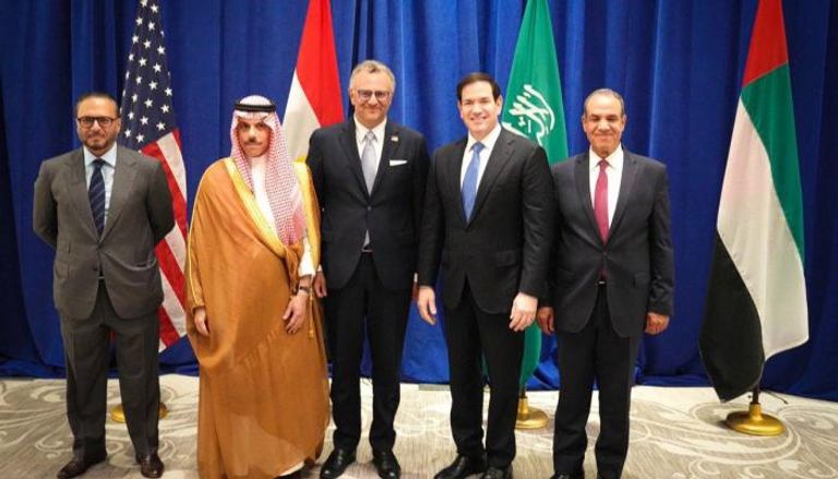 المشاركون في اجتماع اللجنة الرباعية حول السودان