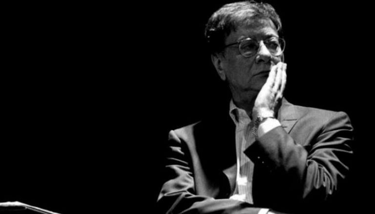 الشاعر الراحل محمود درويش