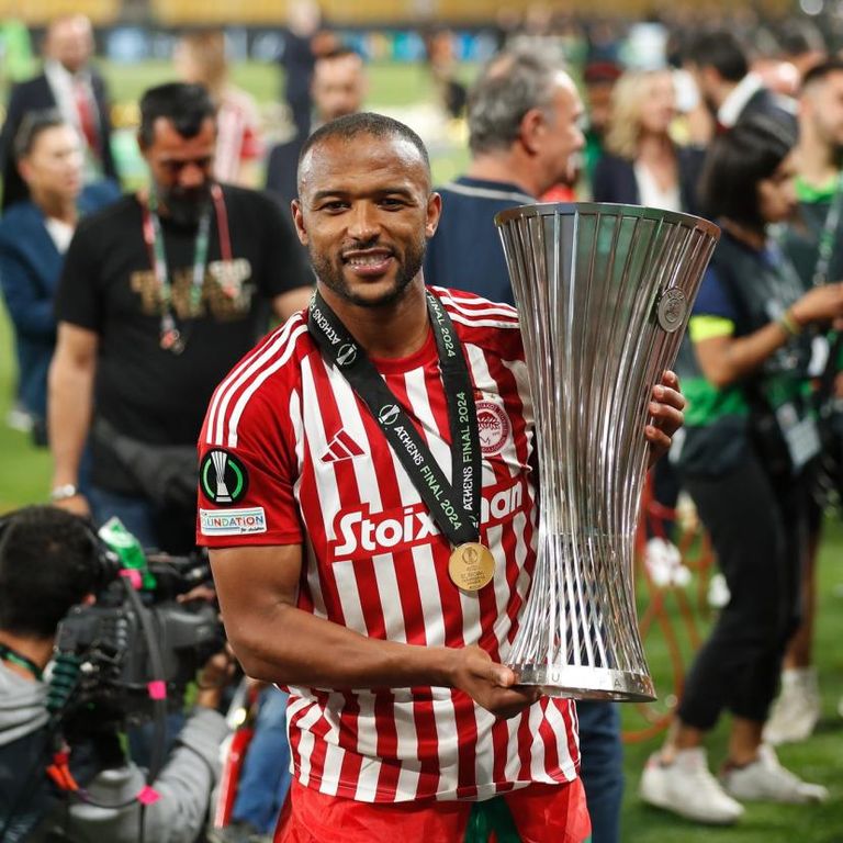 النجم المغربي أيوب الكعبي