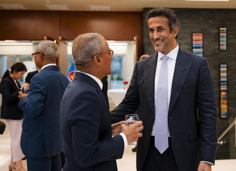 مشاركة الإمارات في مؤتمر لحل الدولتين