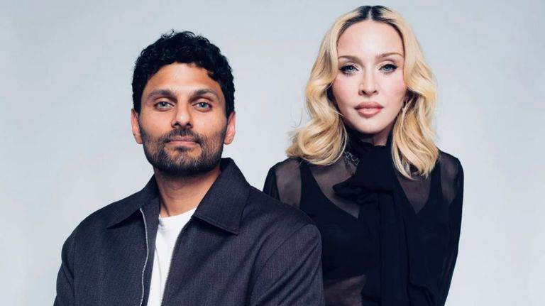 المطربة العالمية مادونا