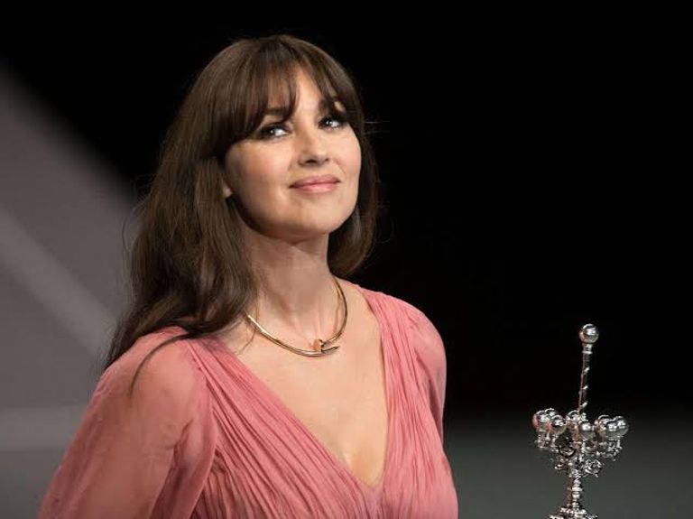 النجمة العالمية مونيكا بيلوتشي النجمة العالمية مونيكا بيلوتشي