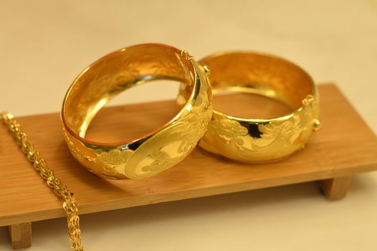 مشغولات ذهبية
