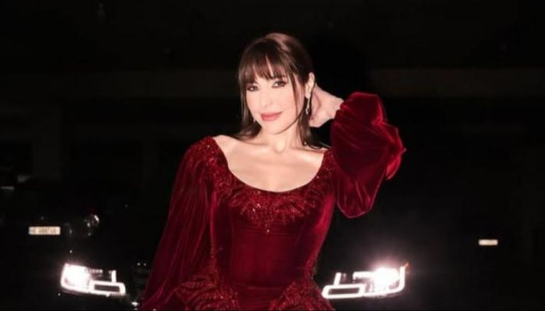 إطلالات النجمات في رأس السنة 2026