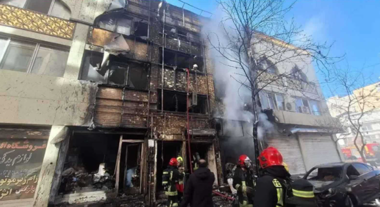 انفجارات تهز مشهد الإيرانية 