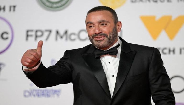 أحمد السقا يقاطع السوشيال ميديا