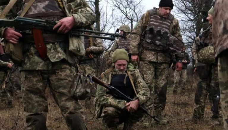 جنود أوكرانيون على الجبهة - أرشيفية