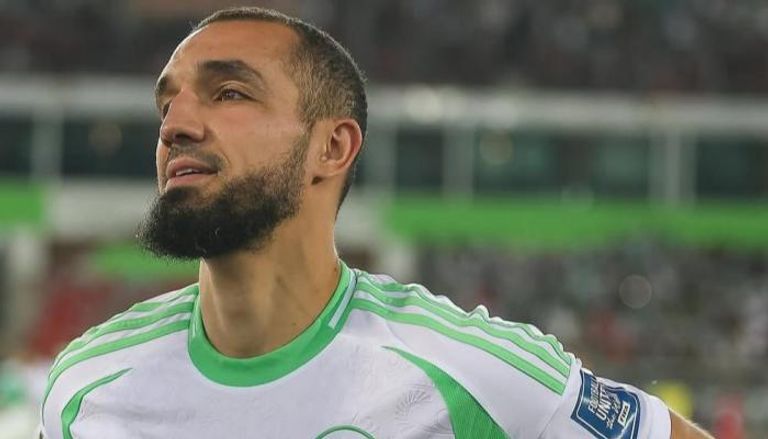 بن طالب لاعب منتخب الجزائر