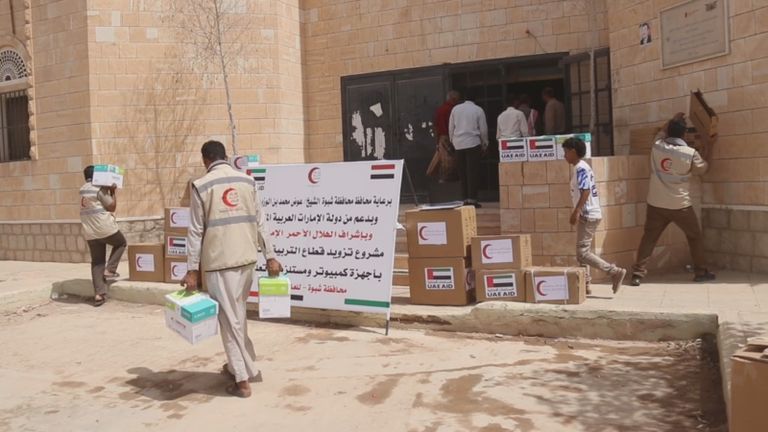 دعم إماراتي تاريخي لقطاع التعليم في اليمن