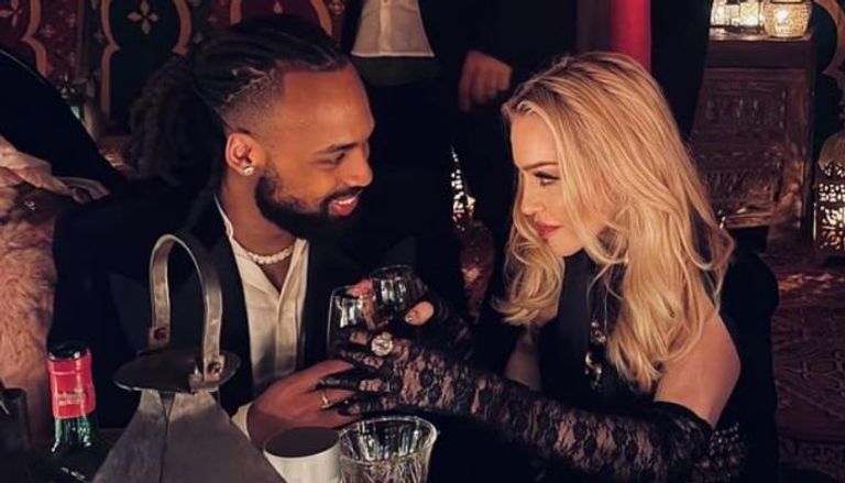 مادونا وحبيبها 