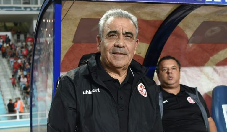 سامي الطرابلسي مدرب منتخب  تونس السابق