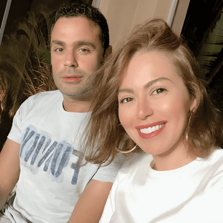 الفنانة لقاء الخميسي