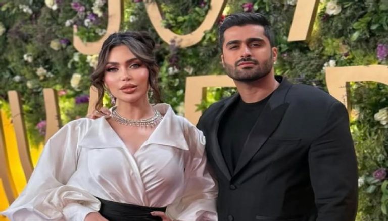 توقيف الدكتورة خلود وزوجها في مطار الكويت