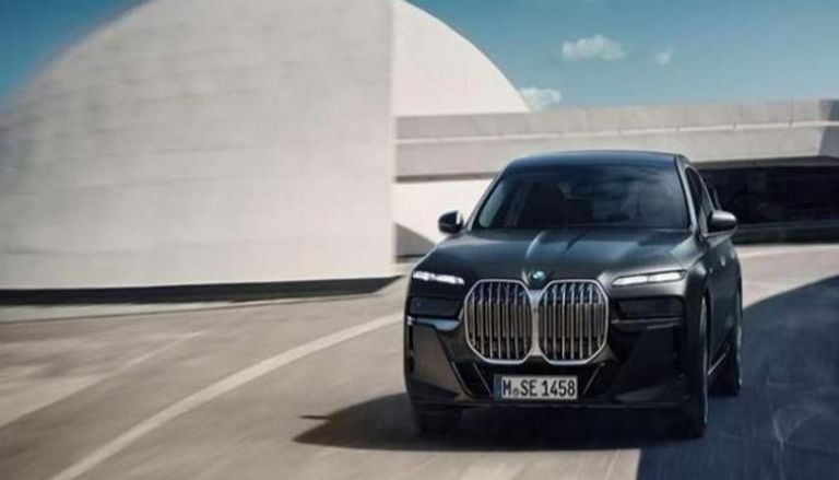 سيارة بي إم دابليو