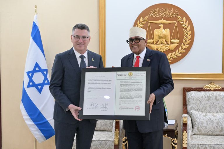 وزير خارجية إسرائيل ورئيس أرض الصومال