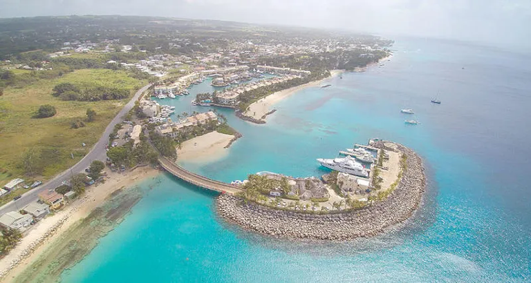 شلل جوي في الكاريبي.. كيف تسببت أزمة فنزويلا في إلغاء الرحلات الجوية؟