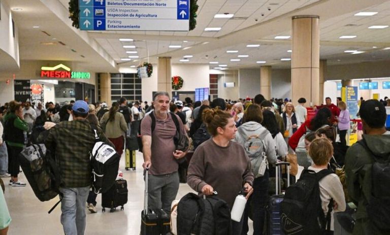 شلل جوي في الكاريبي.. كيف تسببت أزمة فنزويلا في إلغاء الرحلات الجوية؟