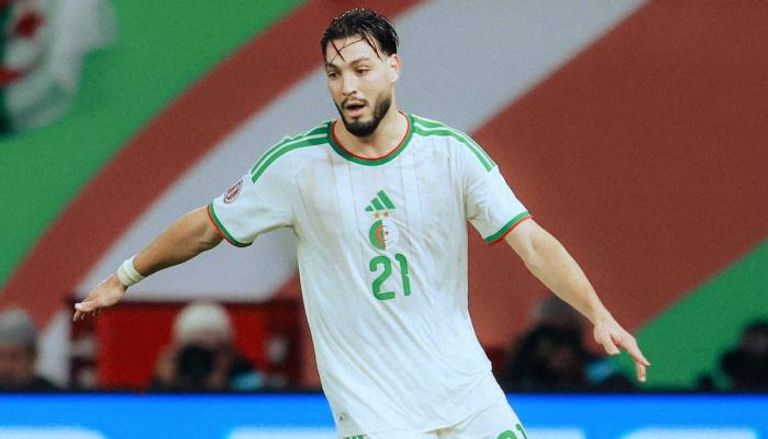 بن سبعيني مدافع منتخب الجزائر