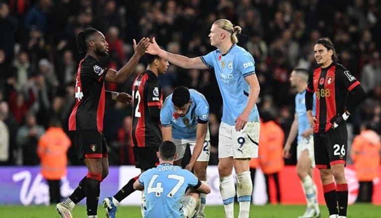 الغاني أنطوان سيمنيو وإيرلينغ هالاند