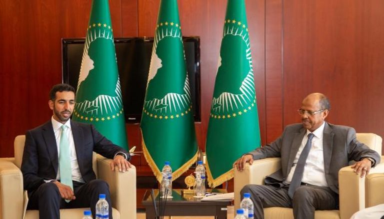  الشيخ شخبوط بن نهيان آل نهيان ورئيس مفوضية الاتحاد الأفريق