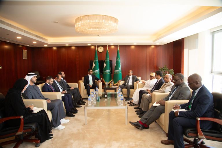 الشيخ شخبوط بن نهيان آل نهيان ورئيس مفوضية الاتحاد الأفريقي