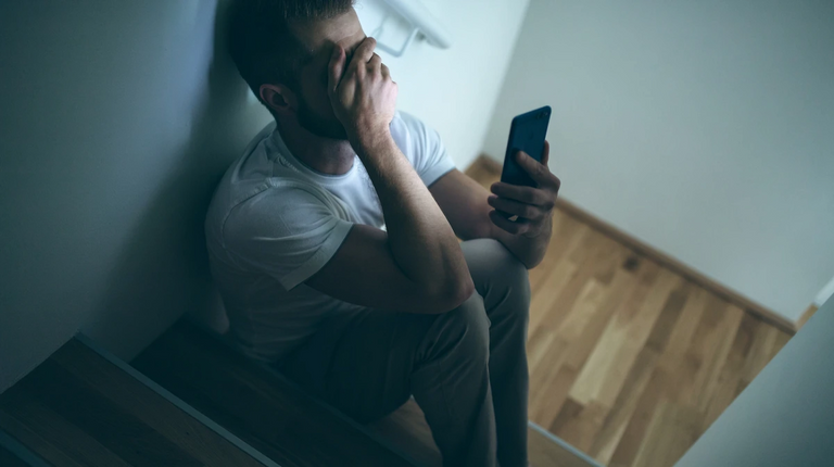 قضايا انتحار مراهقين - تعبيرية