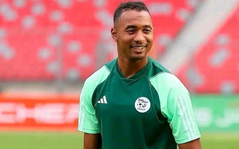 سمير شرقي سمير شرقي، نجم منتخب الجزائر
