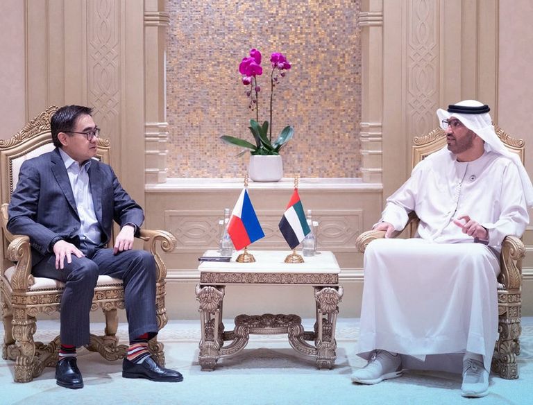 الدكتور سلطان أحمد الجابر ودانييل تشابو رئيس جمهورية موزمبيق