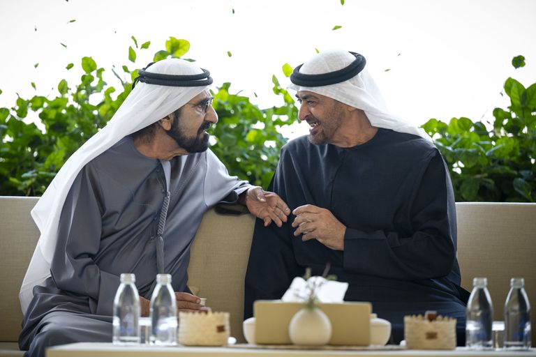 رئيس دولة الإمارات يلتقي الشيخ محمد بن راشد آل مكتوم