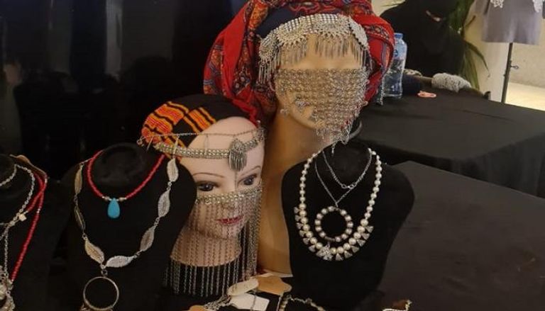 معرض بصمات يمنية في دار الأوبرا المصرية