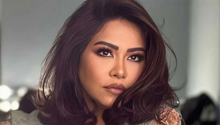 الفنانة شيرين عبد الوهاب