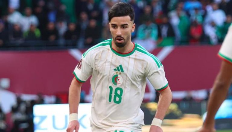 عمورة هداف منتخب الجزائر