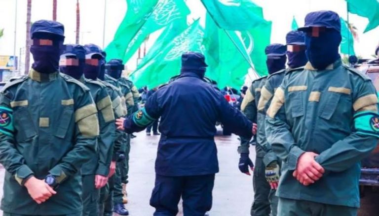 عناصر من قوات الفجر التابعة للجماعة الإسلامية بلبنان