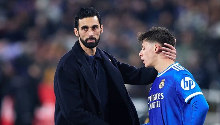 ألفارو أربيلوا ألفارو أربيلوا وفينيسيوس جونيور