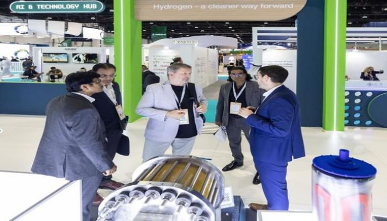 جانب من فعاليات القمة العالمية لطاقة المستقبل