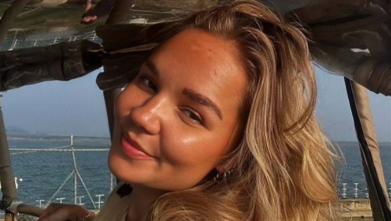 مايا عجيزة مايا عجيزة