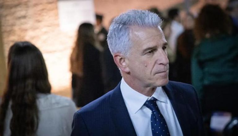 ديفيد بارنيا