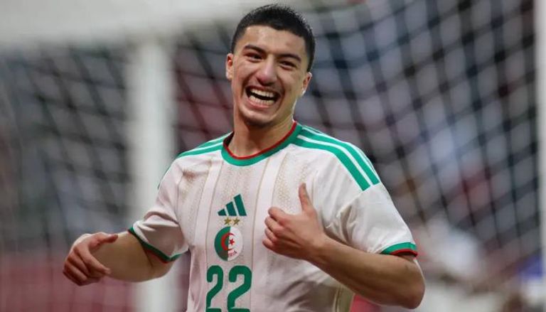 مازا نجم منتخب الجزائر