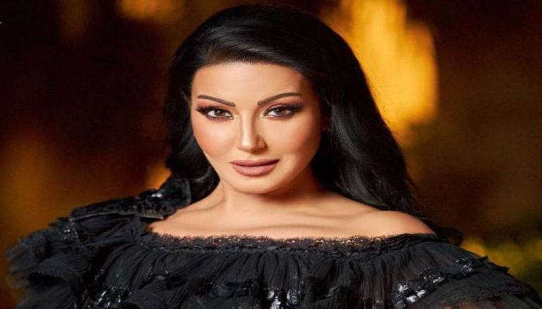 مي عز الدين